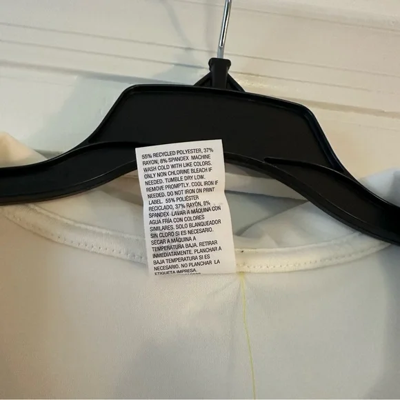 NWT All in Motion Airy Sleek Pullover - Picture 6 of 7